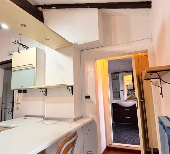 52c930b8-cca9-4b51-ab9e-1bfacaf63a75