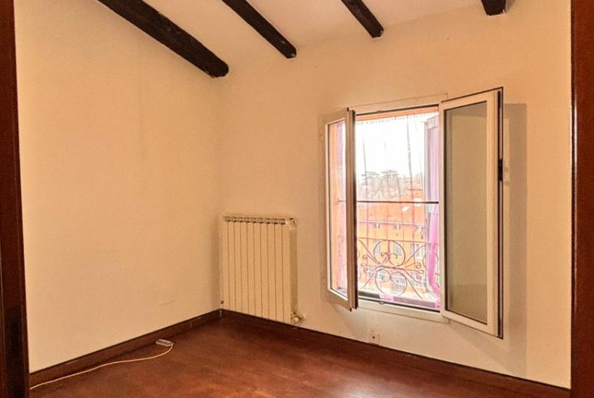 6f0206b0-8218-477d-b522-e79d453a922a